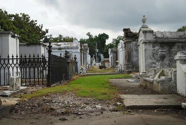 New Orleans Must See - Cemeteries