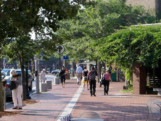 Boston Fun Facts: Walking commuters