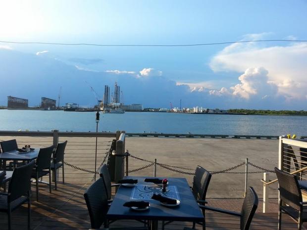 Galveston Restaurants With a View: Olympia Grill at Pier 21 