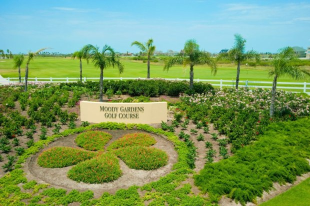 Galveston's Best Golf Courses: Moody Gardens