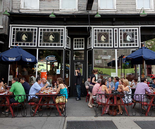 Historic NYC Bars: The White Horse Tavern