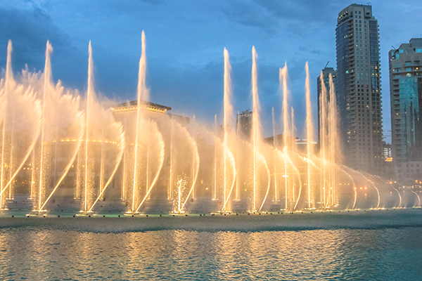 Things To Do in Dubai: The Dubai Fountain