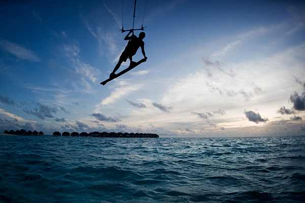 Maldives Outdoor Fun: Kitesurfing