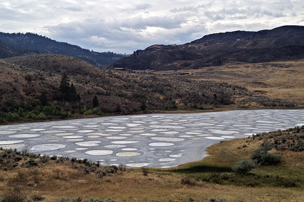 Western Canada Outdoor Activities: Spotted Lake