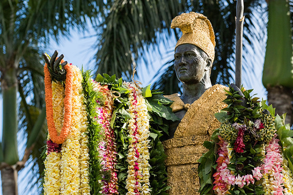 Hawaii Culture: King Kamehameha Statue