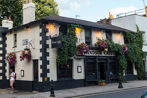 London pubs: Windsor Castle