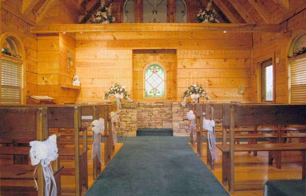 Image Source: Chapel in the Glen