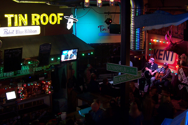Nashville Live Music Venues: Tin Roof