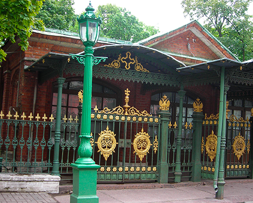 Places to See in St. Petersburg: Peter the Great Cabin