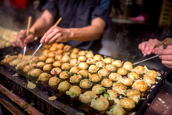 Best Tokyo Street Food: Takoyaki