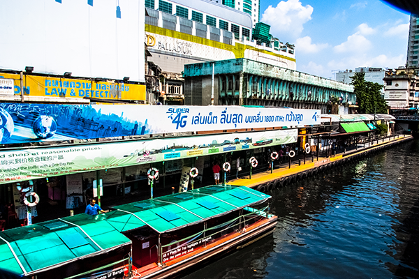 Best Places to Take Photos in Bangkok: Pratu Nam
